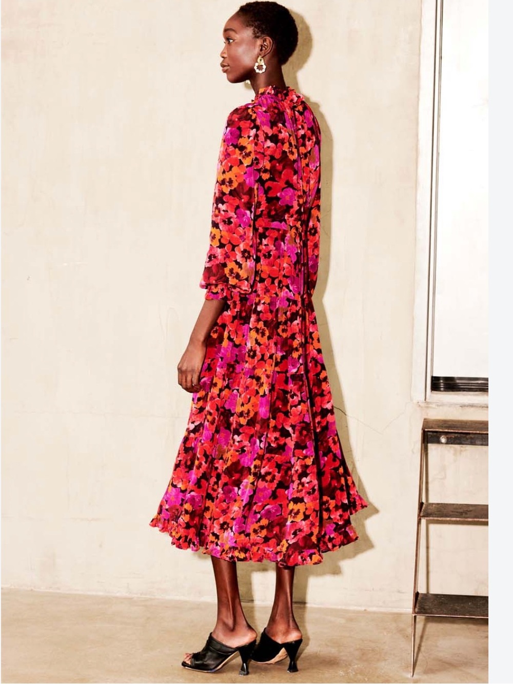 SAYLOR Ally Painterly Poppy Floral Midi Ruffle Dress in Black and Orange